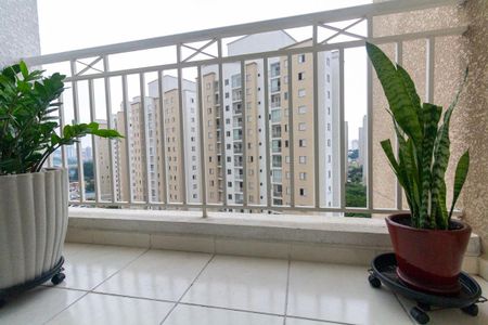 Apartamento para alugar com 52m², 2 quartos e 1 vaga Apartamento para alugar com 52m², 2 quartos e 1 vagaVaranda