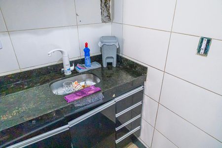 Casa de condomínio à venda com 70m², 2 quartos e 2 vagasCozinha