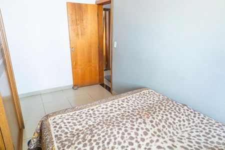 Casa de condomínio à venda com 70m², 2 quartos e 2 vagasQuarto 1
