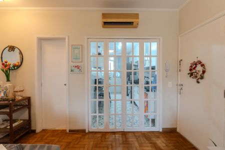 Sala de apartamento à venda com 2 quartos, 70m² em Bela Vista, São Paulo