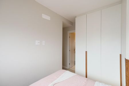 Apartamento para alugar com 65m², 2 quartos e 1 vagaSuíte