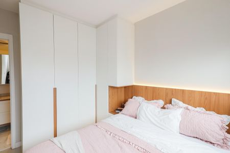 Apartamento para alugar com 65m², 2 quartos e 1 vagaSuíte