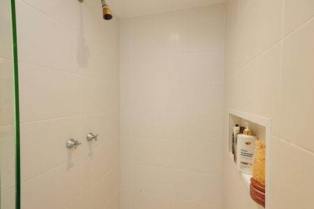 Apartamento para alugar com 65m², 2 quartos e 1 vagaBanheiro da Suíte