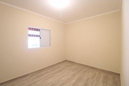 Casa para alugar com 90m², 3 quartos e 2 vagasQuarto 1