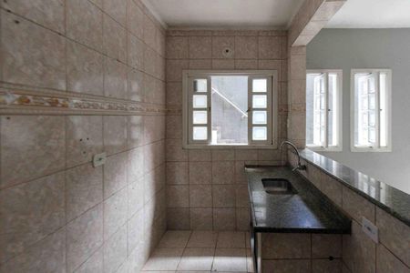 Cozinha de apartamento para alugar com 1 quarto, 29m² em Jardim Vera Cruz(zona Leste), São Paulo