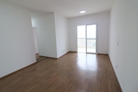 Sala de apartamento para alugar com 3 quartos, 74m² em Umuarama, Osasco