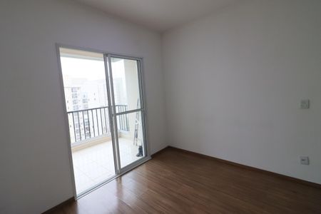 Sala de apartamento para alugar com 3 quartos, 74m² em Umuarama, Osasco