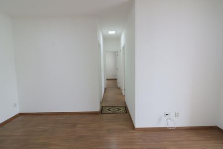Sala de apartamento para alugar com 3 quartos, 74m² em Umuarama, Osasco