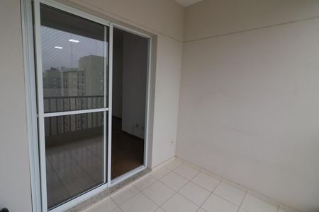 Sala de apartamento para alugar com 3 quartos, 74m² em Umuarama, Osasco