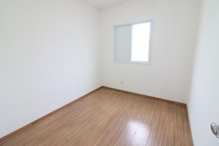 Apartamento para alugar com 74m², 3 quartos e 2 vagasQuarto 2