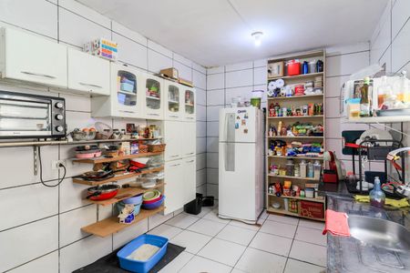 Casa à venda com 160m², 3 quartos e 2 vagas Casa à venda com 160m², 3 quartos e 2 vagasCozinha