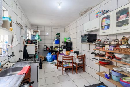 Casa à venda com 160m², 3 quartos e 2 vagas Casa à venda com 160m², 3 quartos e 2 vagasCozinha