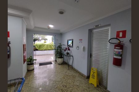 Apartamento para alugar com 48m², 2 quartos e 1 vaga Apartamento para alugar com 48m², 2 quartos e 1 vagaHall de entrada