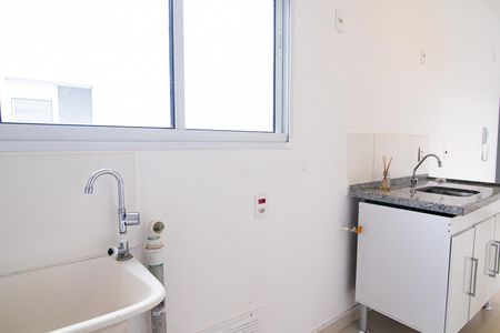 Apartamento para alugar com 51m², 2 quartos e 1 vaga Apartamento para alugar com 51m², 2 quartos e 1 vagaCozinha e Área de Serviço