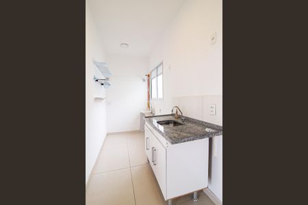 Apartamento para alugar com 51m², 2 quartos e 1 vaga Apartamento para alugar com 51m², 2 quartos e 1 vagaCozinha e Área de Serviço