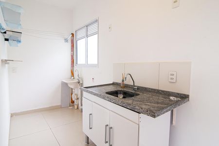 Apartamento para alugar com 51m², 2 quartos e 1 vaga Apartamento para alugar com 51m², 2 quartos e 1 vagaCozinha e Área de Serviço