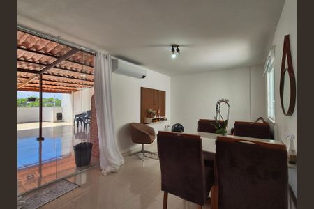Sala  de apartamento à venda com 2 quartos, 168m² em Recreio dos Bandeirantes, Rio de Janeiro
