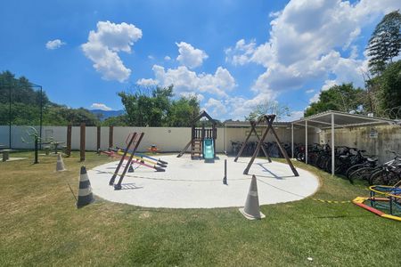 Apartamento para alugar com 42m², 2 quartos e 1 vaga Apartamento para alugar com 42m², 2 quartos e 1 vagaÁrea comum - Playground