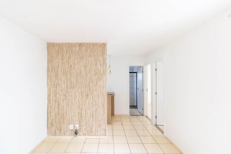 Sala de apartamento para alugar com 2 quartos, 42m² em Senador Vasconcelos, Rio de Janeiro