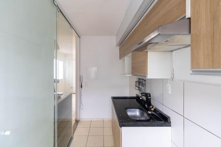Apartamento para alugar com 42m², 2 quartos e 1 vaga Apartamento para alugar com 42m², 2 quartos e 1 vagaCozinha e Área de Serviço