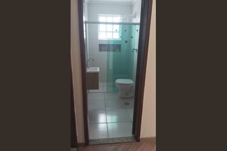 Casa para alugar com 3 quartos, 300m² em Jardim Teresa Cristina, São Paulo