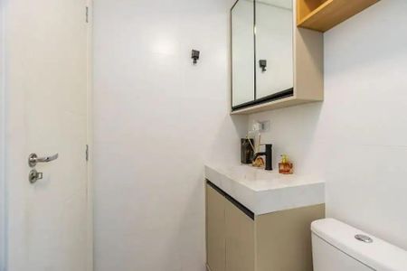 Casa de condomínio para alugar com 109m², 3 quartos e 1 vaga Casa de condomínio para alugar com 109m², 3 quartos e 1 vagaBanheiro