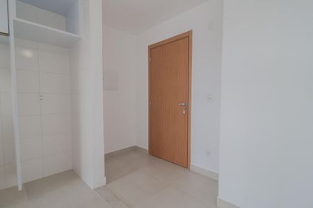 Hall de entrada de apartamento para alugar com 2 quartos, 44m² em Vila Nossa Senhora das Vitorias, Mauá