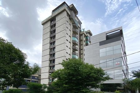 Apartamento para alugar com 45m², 1 quarto e 2 vagasFachada