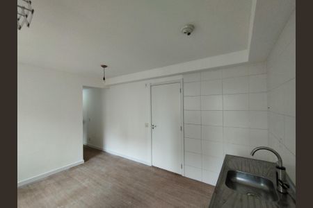 Apartamento à venda com 40m², 2 quartos e sem vaga Apartamento à venda com 40m², 2 quartos e sem vagaSala