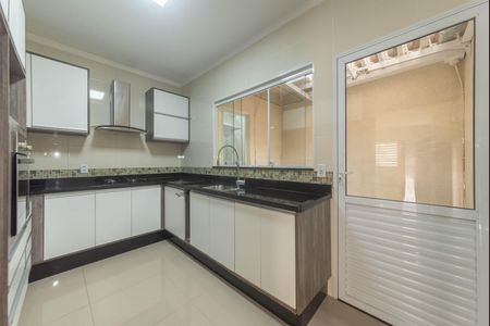 Casa de condomínio à venda com 100m², 3 quartos e 2 vagasCozinha