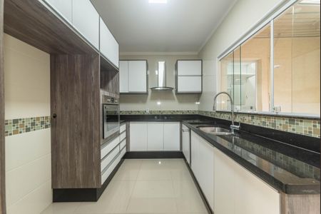 Casa de condomínio à venda com 100m², 3 quartos e 2 vagasCozinha