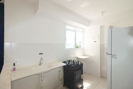 Apartamento para alugar com 45m², 2 quartos e sem vagaCozinha e Área de Serviço