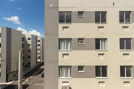 Vista do Quarto 1 de apartamento para alugar com 2 quartos, 45m² em Santa Cruz, Rio de Janeiro