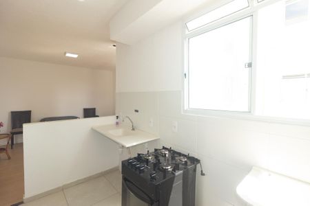 Apartamento para alugar com 45m², 2 quartos e sem vagaCozinha e Área de Serviço