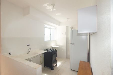 Apartamento para alugar com 45m², 2 quartos e sem vagaCozinha e Área de Serviço