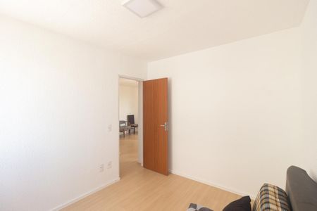 Quarto 1 de apartamento para alugar com 2 quartos, 45m² em Santa Cruz, Rio de Janeiro