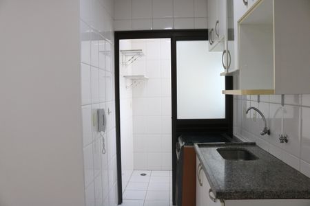 Apartamento para alugar com 55m², 2 quartos e 2 vagasCozinha
