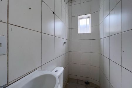 Banheiro de apartamento para alugar com 1 quarto, 15m² em Liberdade, São Paulo