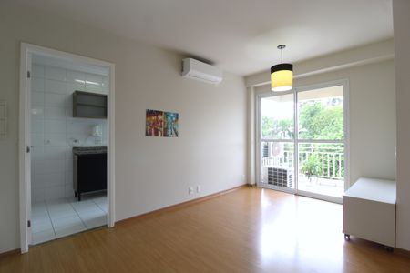 Sala de apartamento para alugar com 2 quartos, 62m² em Indianópolis, São Paulo