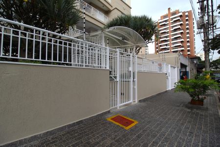 Apartamento à venda com 62m², 2 quartos e 1 vagaFachada e Portaria