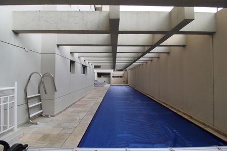 Apartamento à venda com 62m², 2 quartos e 1 vagaÁrea Comum - Piscina