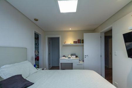 Apartamento à venda com 149m², 3 quartos e 3 vagasSuíte 1