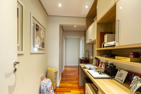 Apartamento à venda com 149m², 3 quartos e 3 vagasEscritório