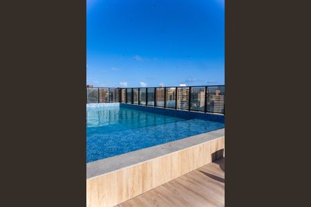 Studio para alugar com 27m², 1 quarto e 1 vaga Studio para alugar com 27m², 1 quarto e 1 vagaÁrea comum - Piscina