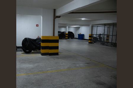 Studio para alugar com 27m², 1 quarto e 1 vaga Studio para alugar com 27m², 1 quarto e 1 vagaGaragem
