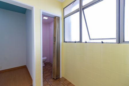 Apartamento para alugar com 70m², 2 quartos e 1 vagaÁrea de Serviço