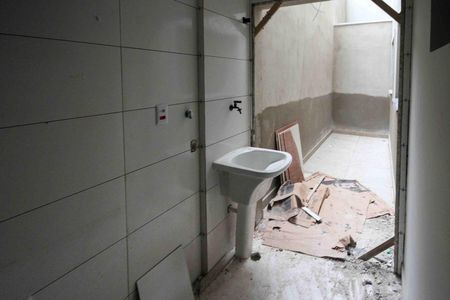 Apartamento para alugar com 40m², 2 quartos e sem vaga Apartamento para alugar com 40m², 2 quartos e sem vagaÁrea de Serviço