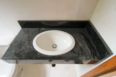 Apartamento para alugar com 52m², 2 quartos e sem vaga Apartamento para alugar com 52m², 2 quartos e sem vagaBanheiro