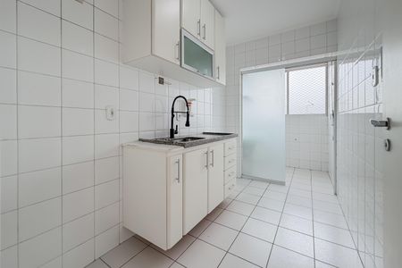 Apartamento para alugar com 55m², 2 quartos e 1 vaga Apartamento para alugar com 55m², 2 quartos e 1 vagaCozinha