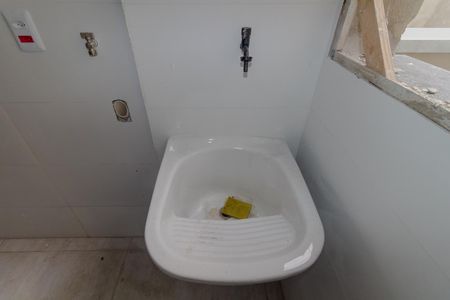 Apartamento para alugar com 40m², 2 quartos e sem vaga Apartamento para alugar com 40m², 2 quartos e sem vagaÁrea de Serviço